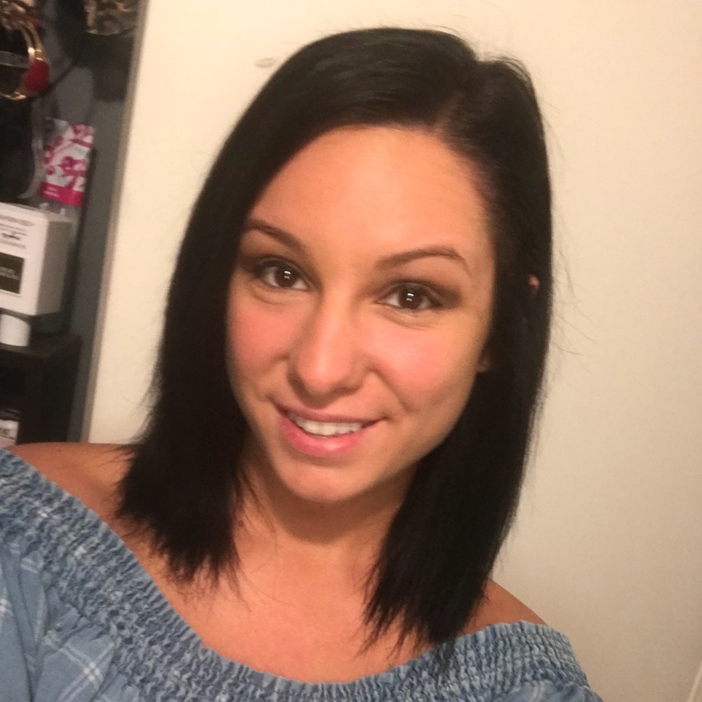 Meet your Posher, Randi - Picture 3 of 5